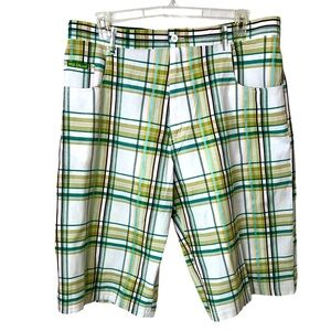 🔥🔥VINTAGE OLD SKOOL MENS CASUAL SHORTS. SIZE 42 WAIST VERY COMFORTABLE AND CA